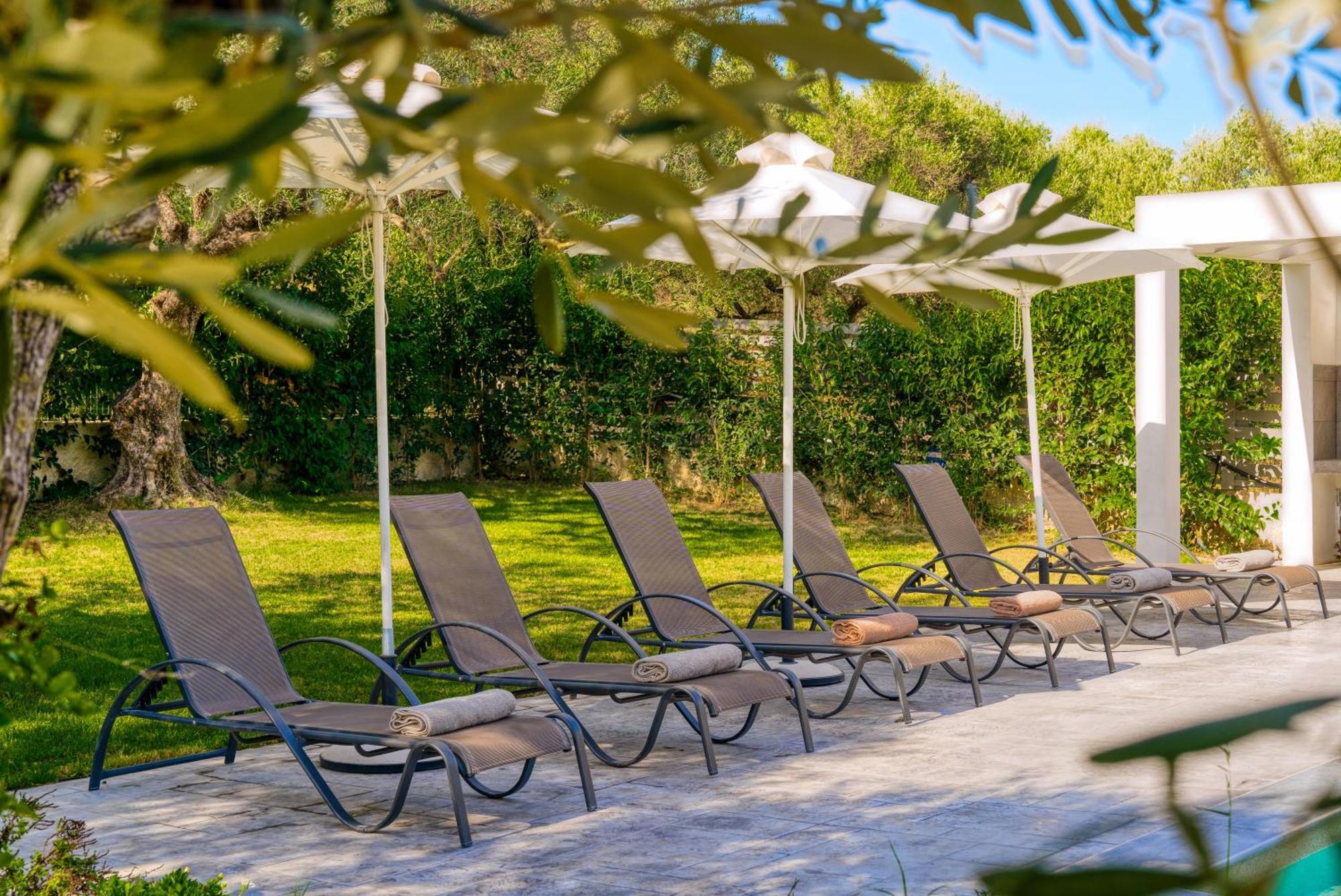 Valeria Private Villa Planos  Luaran gambar