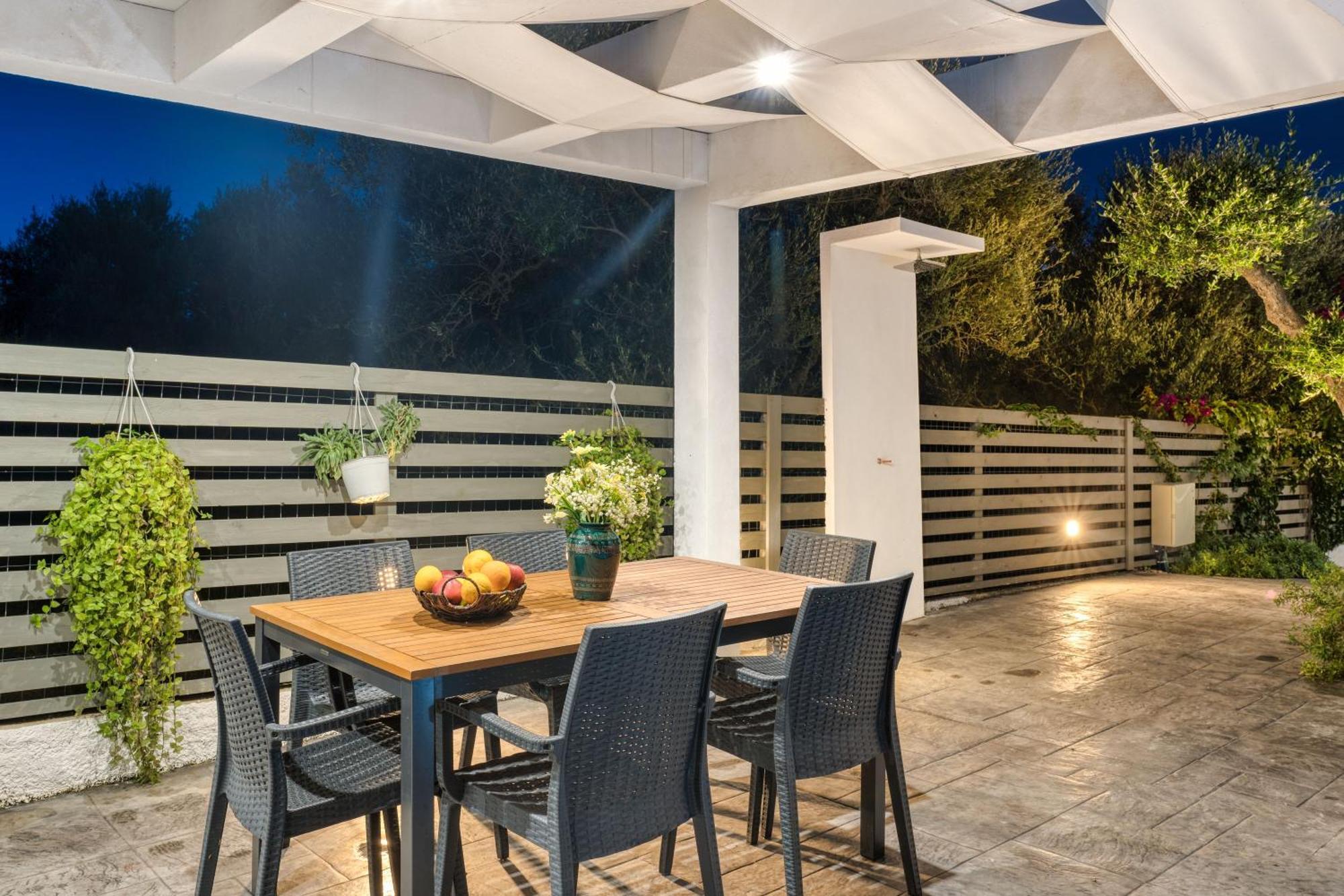 Valeria Private Villa Planos  Luaran gambar