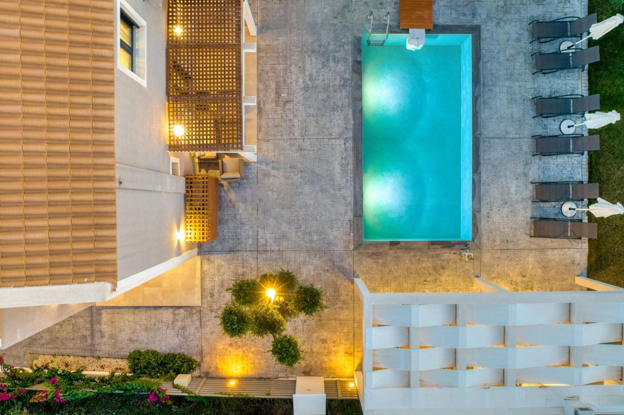 Valeria Private Villa Planos  Luaran gambar