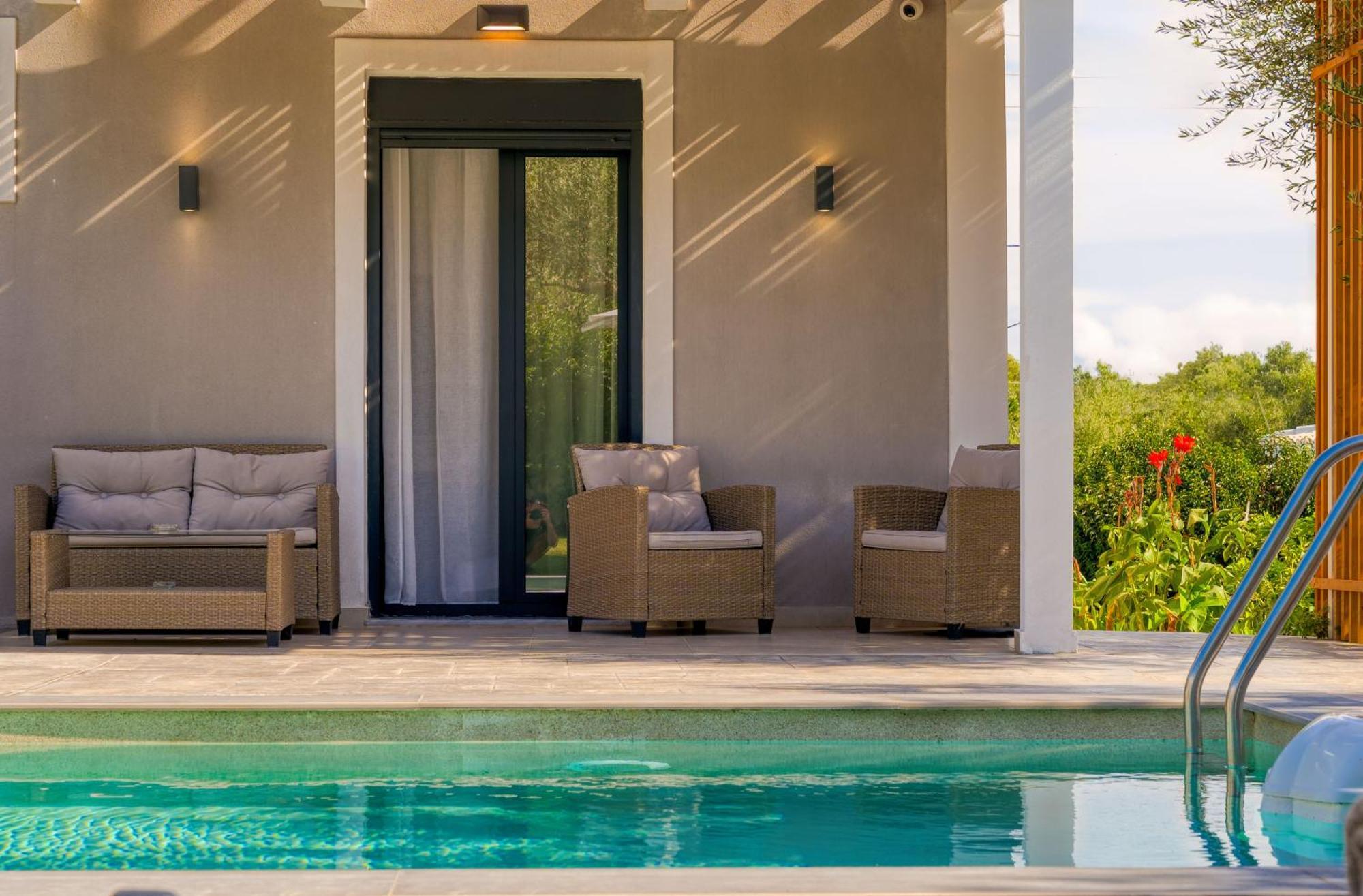 Valeria Private Villa Planos  Luaran gambar